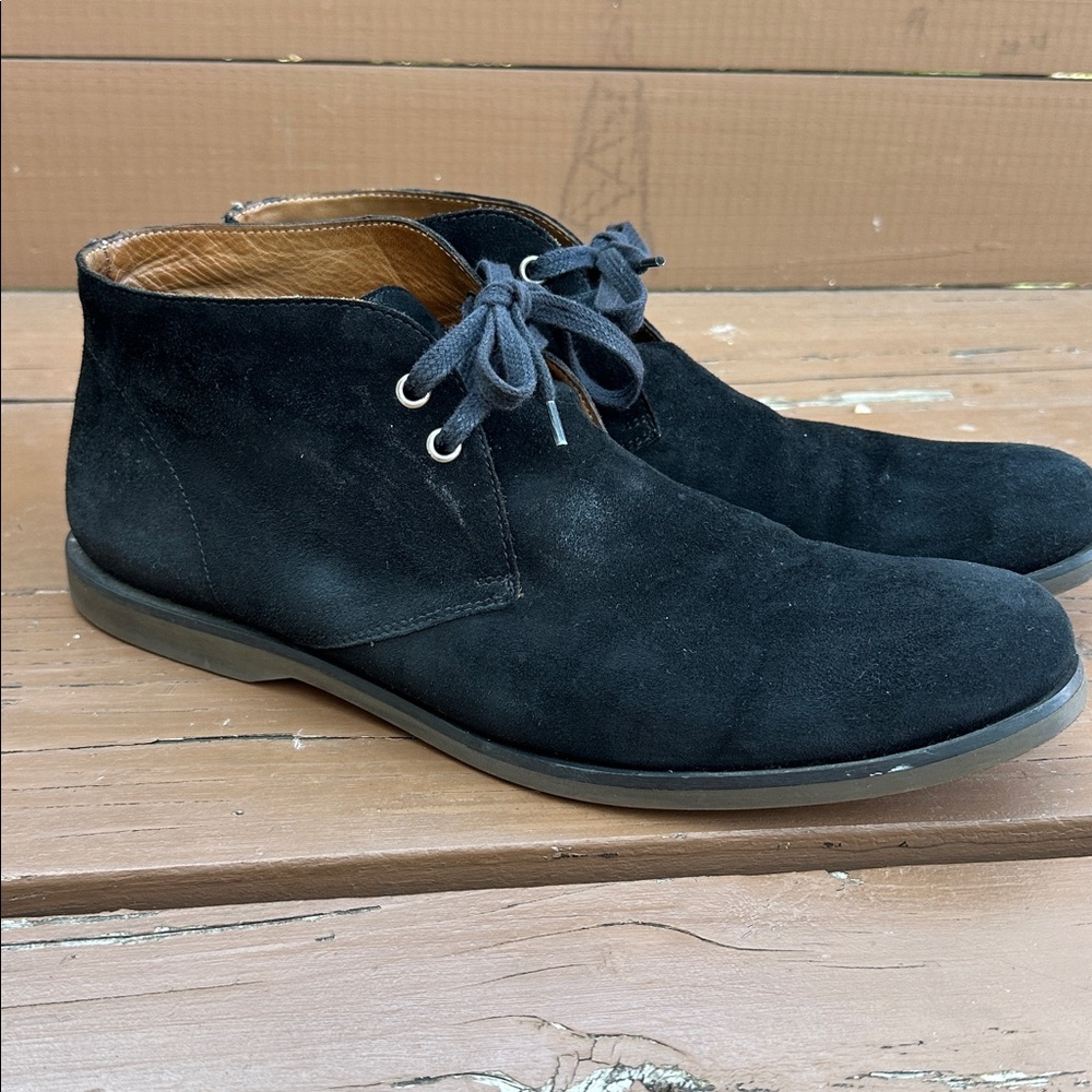 John Varvatos men's black suede Chukka boots size 9.5